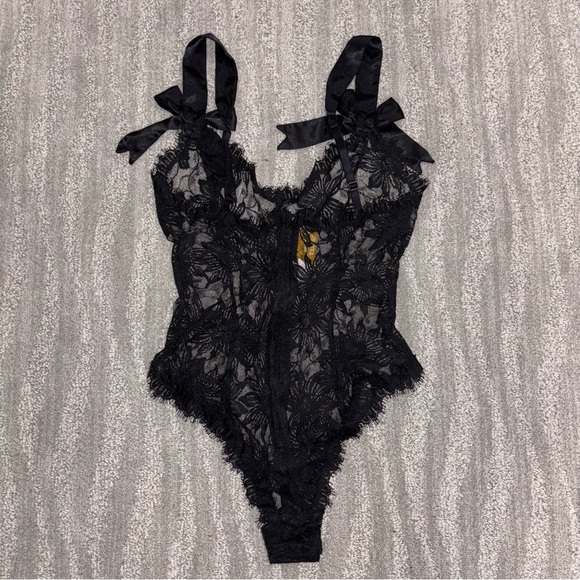 VTG Victoria’s Secret Gold Label Black Lace Teddy Bows Buttons Sheer Women’s S - Picture 2 of 6